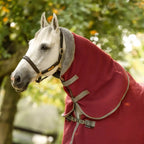 Dominick Halsdeel Gemütlich